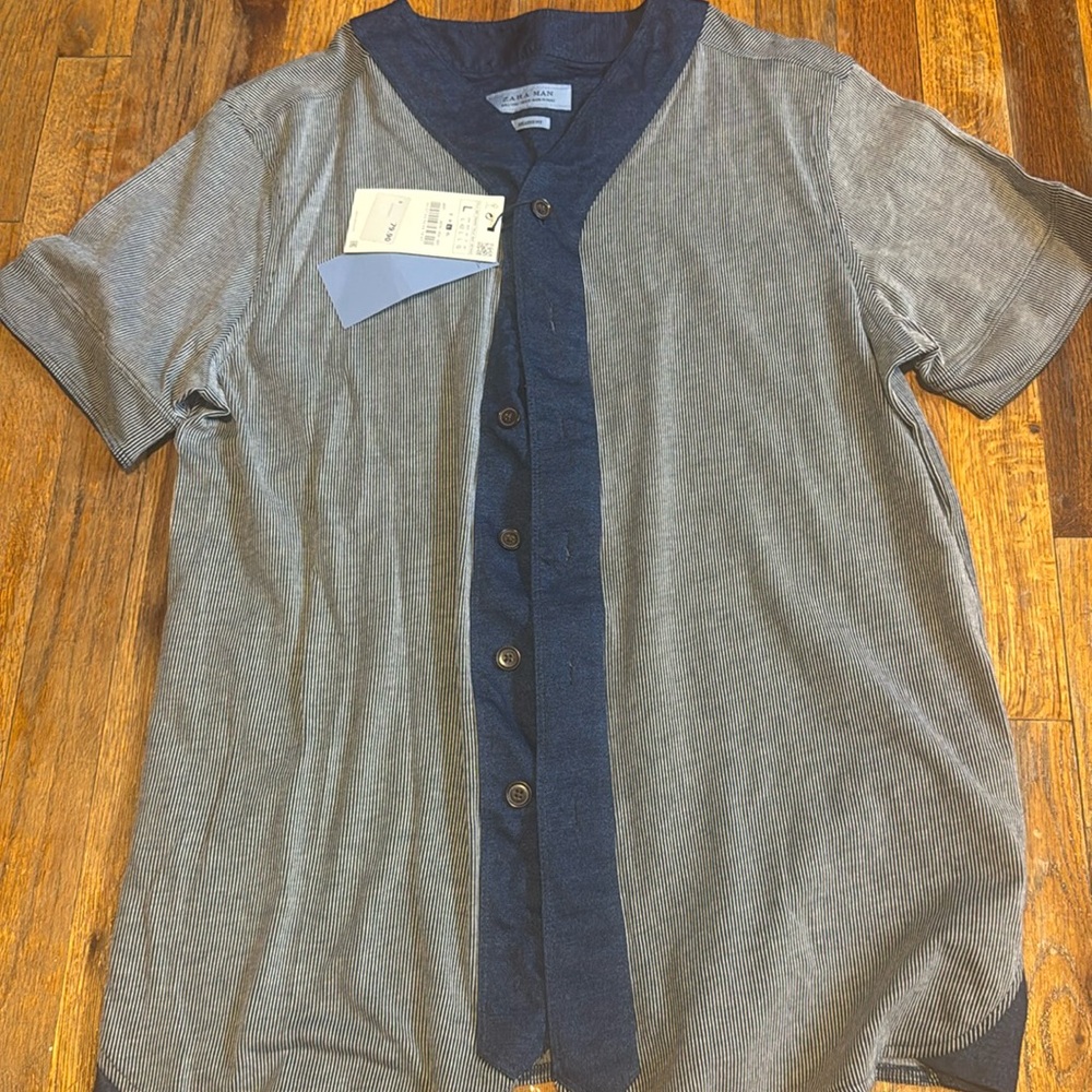 Men’s Button Up Zara Shirt